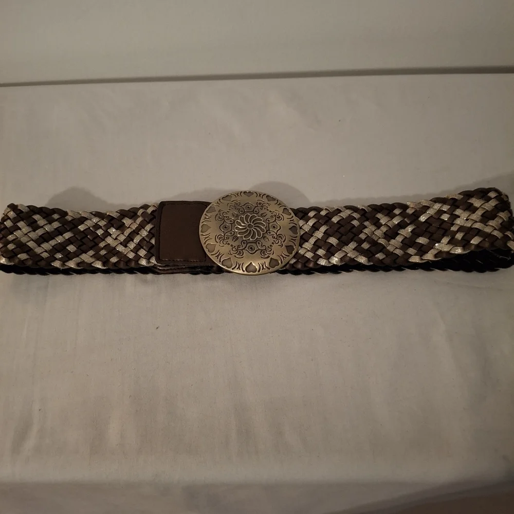 Southwestern Concha Women's Brown And Gold Woven Leather Belt with Gold Buckle